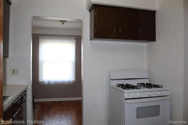 17980 Wexford Street, Roseville, MI 48066