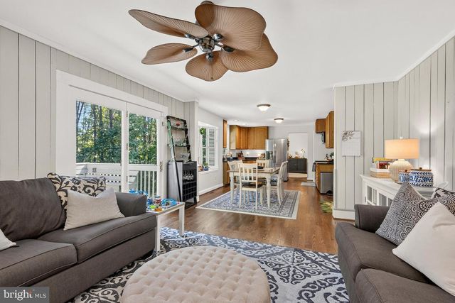 11124 CHAPEL RD, Fairfax Station, VA 22039