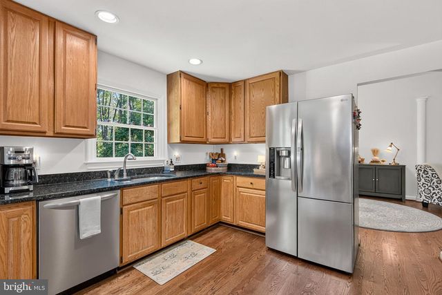11124 CHAPEL RD, Fairfax Station, VA 22039