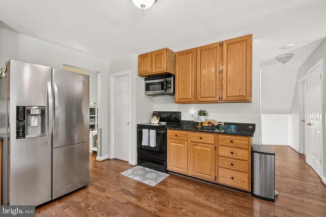 11124 CHAPEL RD, Fairfax Station, VA 22039