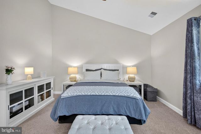 11124 CHAPEL RD, Fairfax Station, VA 22039