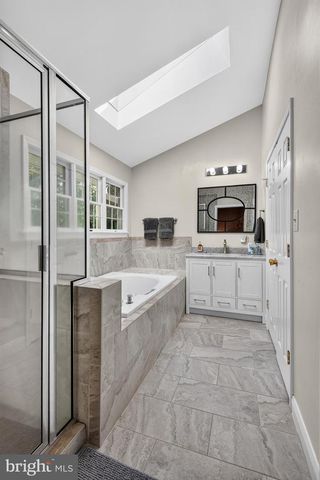 11124 CHAPEL RD, Fairfax Station, VA 22039