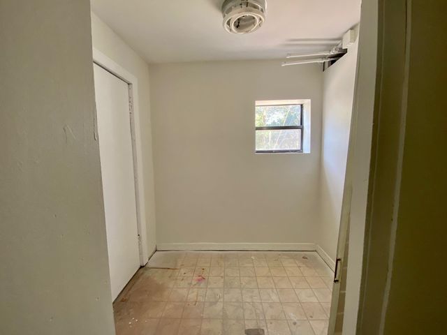 1095 Anastasia Blvd, St Augustine, FL 32080