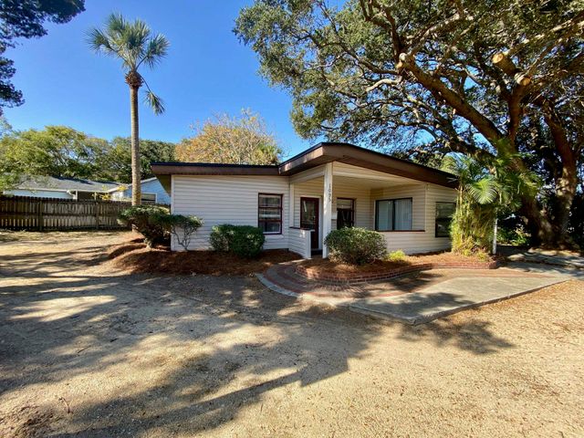 1095 Anastasia Blvd, St Augustine, FL 32080