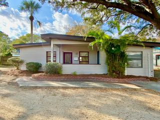 1095 Anastasia Blvd, St Augustine, FL 32080