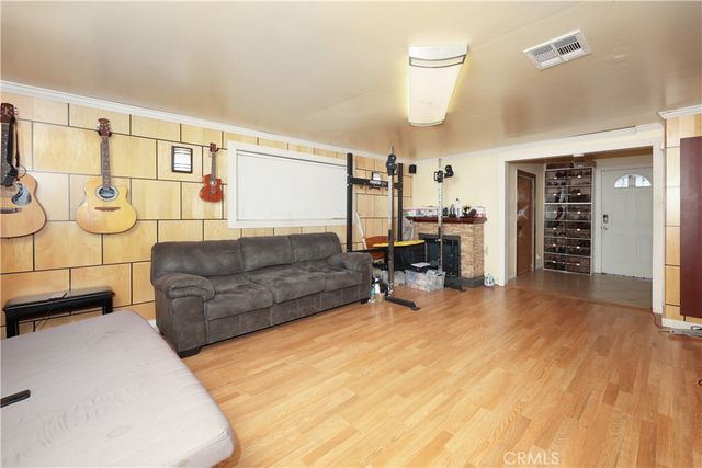 1307 S Cliveden, Compton, CA 90220