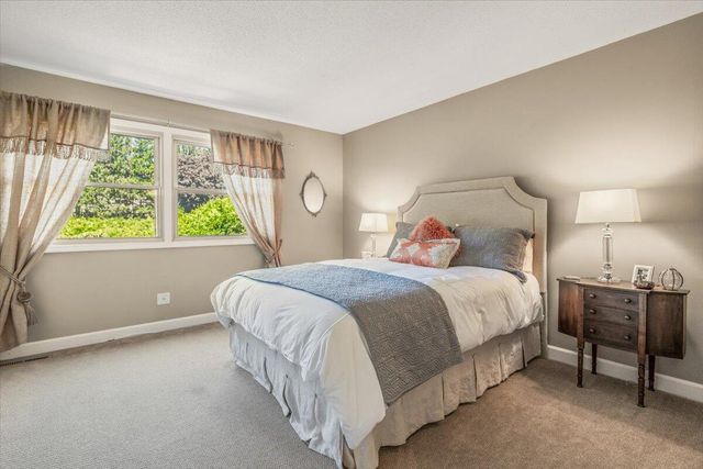 2727 S Lakeshore Drive G27, St. Joseph, MI 49085