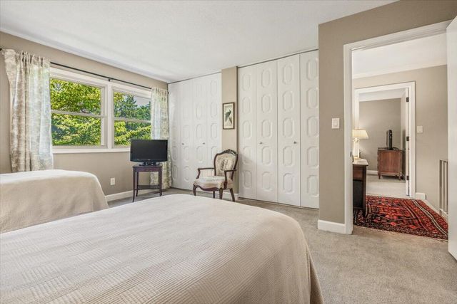 2727 S Lakeshore Drive G27, St. Joseph, MI 49085