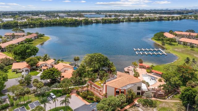 405 Liberty Court 405, Deerfield Beach, FL 33442