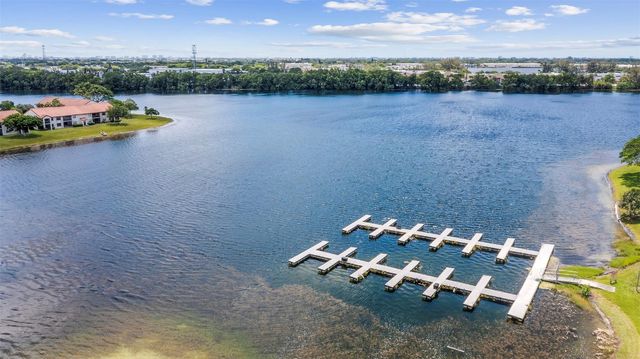 405 Liberty Court 405, Deerfield Beach, FL 33442