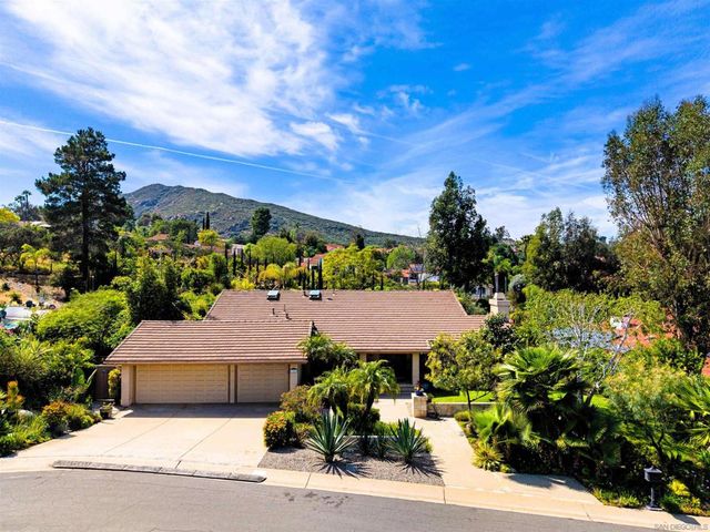 352 Calle Bonita, Escondido, CA 92029