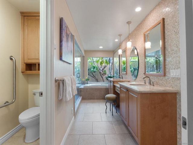 352 Calle Bonita, Escondido, CA 92029
