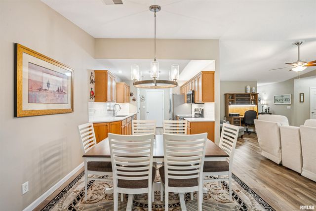 2037 VILLA PINES Circle, Carbon Cliff, IL 61239