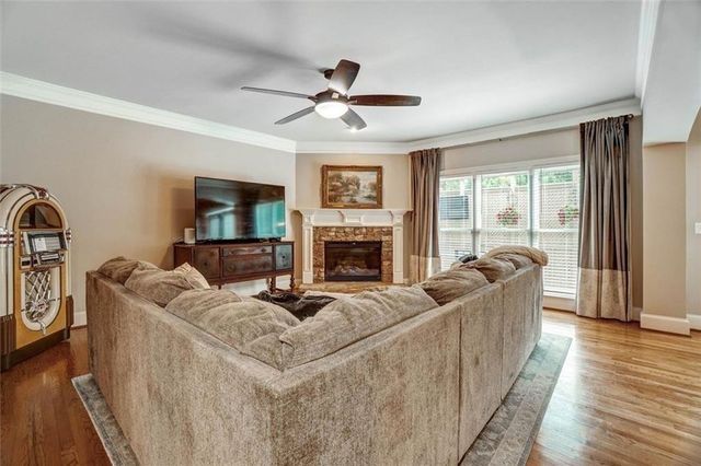 10755 Arlington Point, Johns Creek, GA 30022