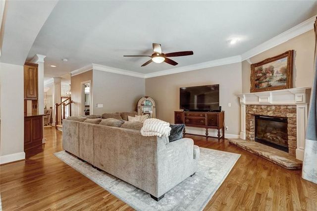 10755 Arlington Point, Johns Creek, GA 30022