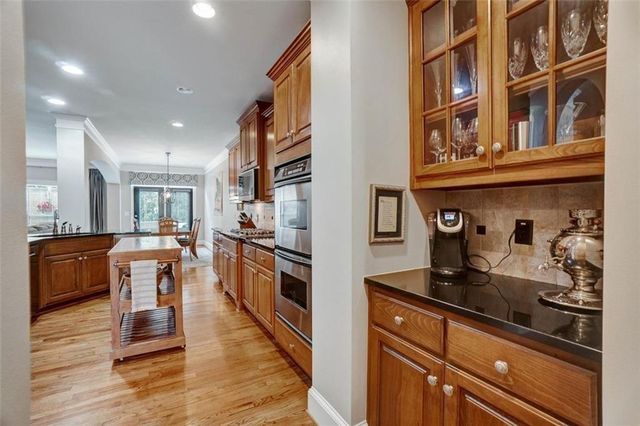 10755 Arlington Point, Johns Creek, GA 30022