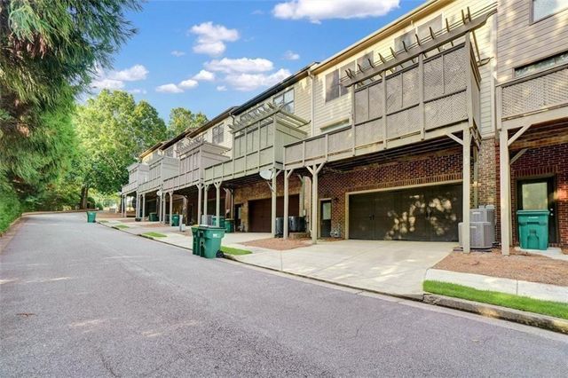 10755 Arlington Point, Johns Creek, GA 30022