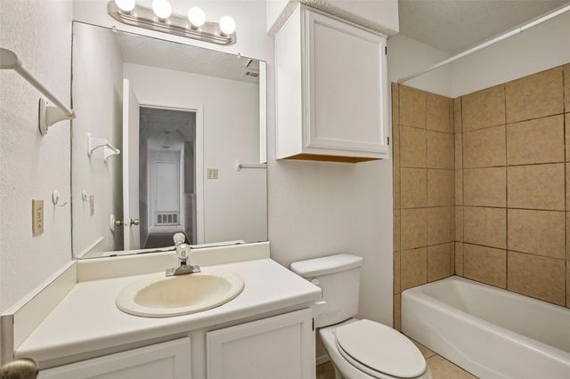 4205 Iriona BND, Austin, TX 78749