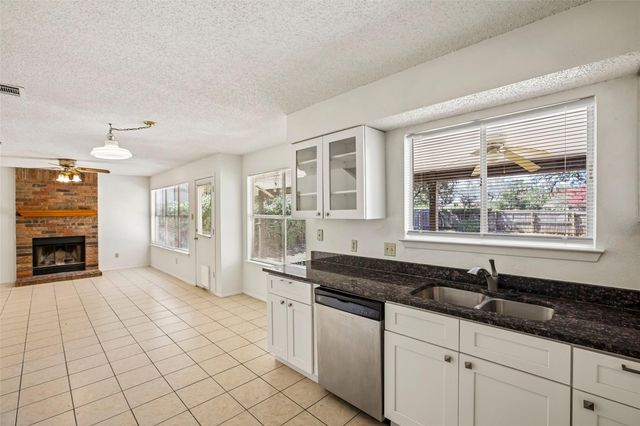 4205 Iriona BND, Austin, TX 78749