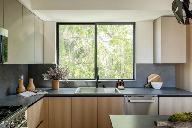 508 N Sycamore Avenue 1/2, Los Angeles, CA 90036