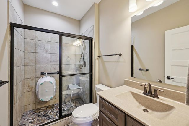 16868 Reeder Ridge, Eden Prairie, MN 55347