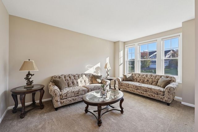 16868 Reeder Ridge, Eden Prairie, MN 55347