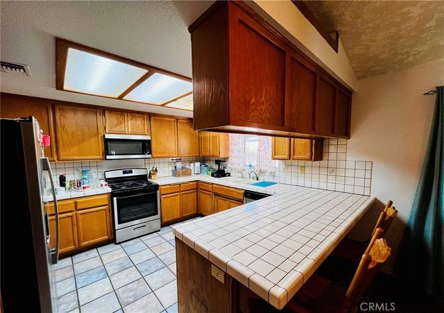 16830 Ocotilla Road, Apple Valley, CA 92307