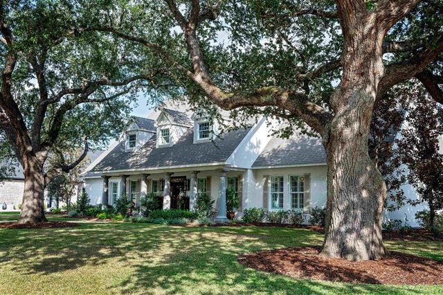 4117 Maid Stone Dr Drive, Lake Charles, LA 70605