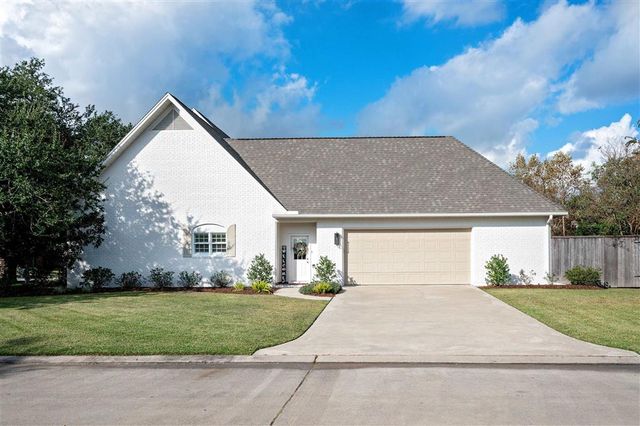 4117 Maid Stone Dr Drive, Lake Charles, LA 70605