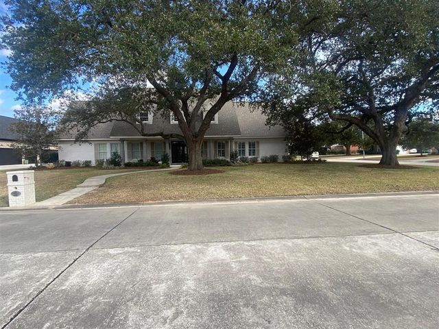 4117 Maid Stone Dr Drive, Lake Charles, LA 70605