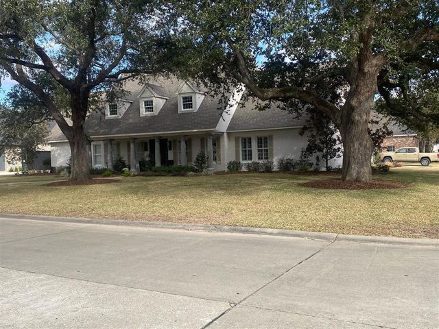 4117 Maid Stone Dr Drive, Lake Charles, LA 70605