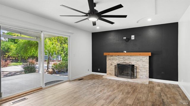1794 Ellie Ct, Benicia, CA 94510