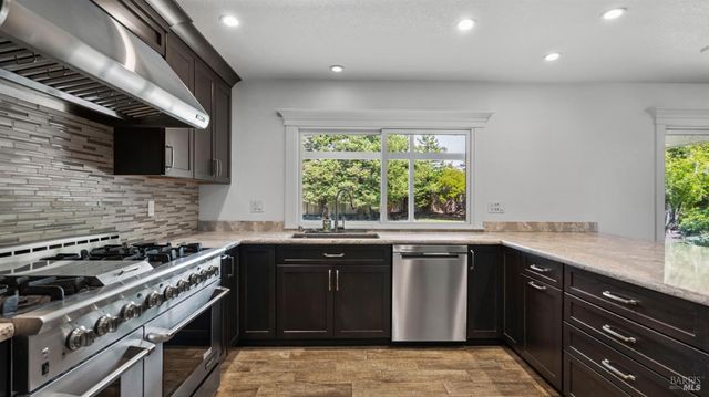 1794 Ellie Ct, Benicia, CA 94510