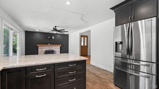 1794 Ellie Ct, Benicia, CA 94510