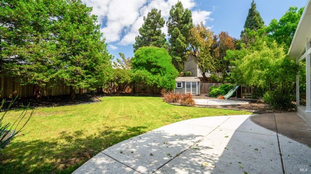 1794 Ellie Ct, Benicia, CA 94510