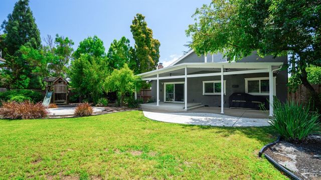 1794 Ellie Ct, Benicia, CA 94510