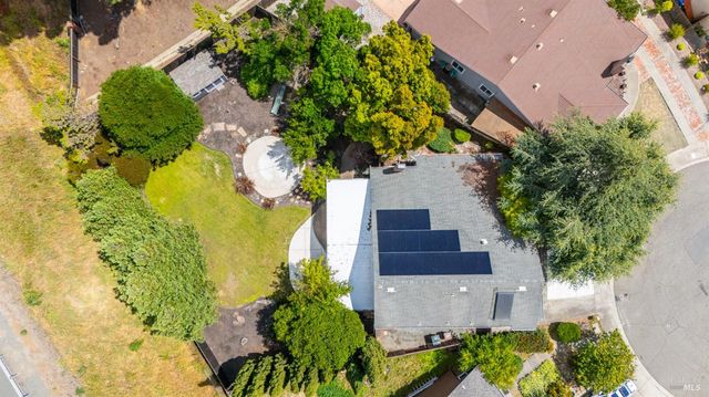 1794 Ellie Ct, Benicia, CA 94510