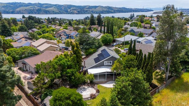 1794 Ellie Ct, Benicia, CA 94510