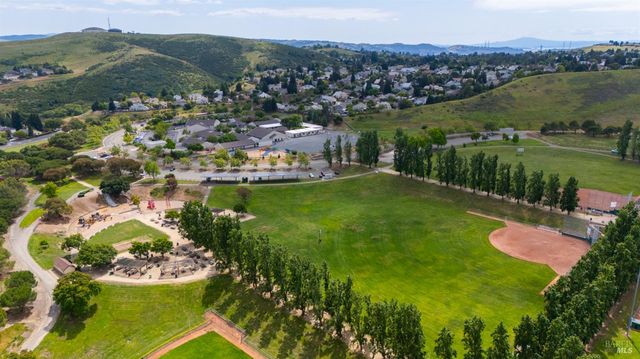1794 Ellie Ct, Benicia, CA 94510