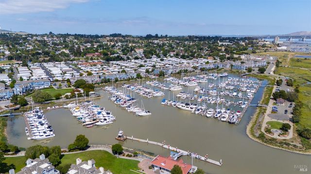 1794 Ellie Ct, Benicia, CA 94510