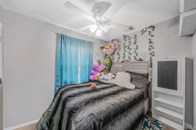 2679 Heather Avenue, Medford, NY 11763