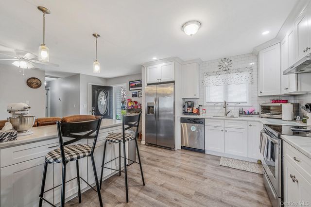 2679 Heather Avenue, Medford, NY 11763