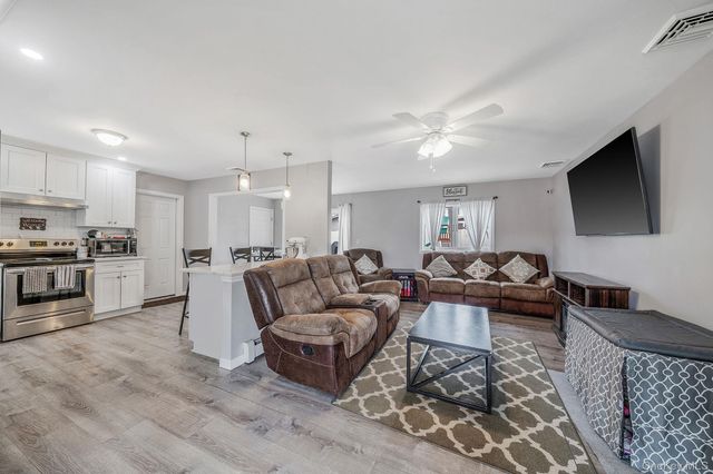 2679 Heather Avenue, Medford, NY 11763