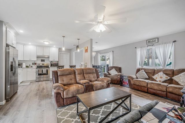 2679 Heather Avenue, Medford, NY 11763