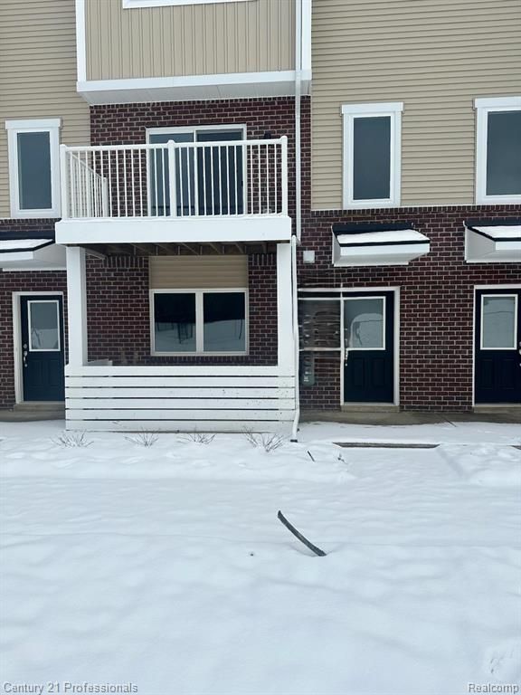 4849 Parkside Lane, Troy, MI 48085