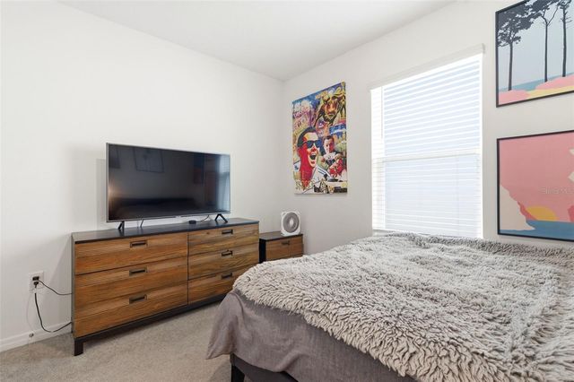 9014 FORGE BREEZE LOOP, Wesley Chapel, FL 33545