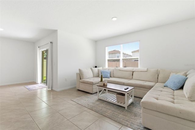 9014 FORGE BREEZE LOOP, Wesley Chapel, FL 33545