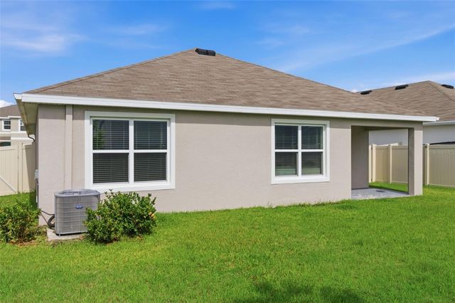 9014 FORGE BREEZE LOOP, Wesley Chapel, FL 33545