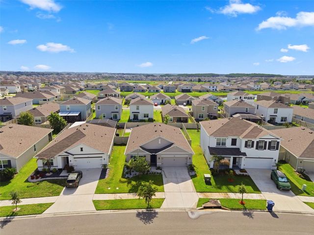 9014 FORGE BREEZE LOOP, Wesley Chapel, FL 33545