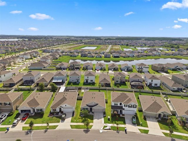 9014 FORGE BREEZE LOOP, Wesley Chapel, FL 33545